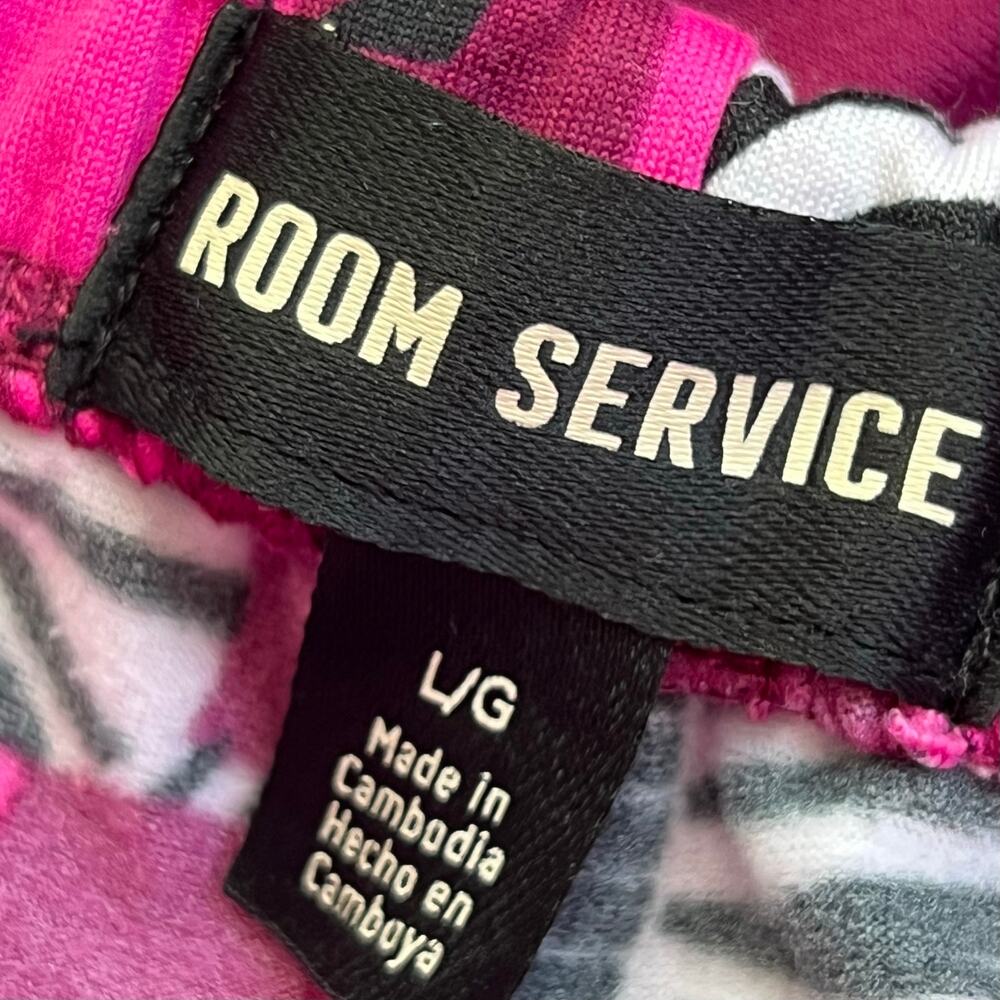 Room Service pink striped zebra pajama set size large sleepwear whimsical - Picture 8 of 10
